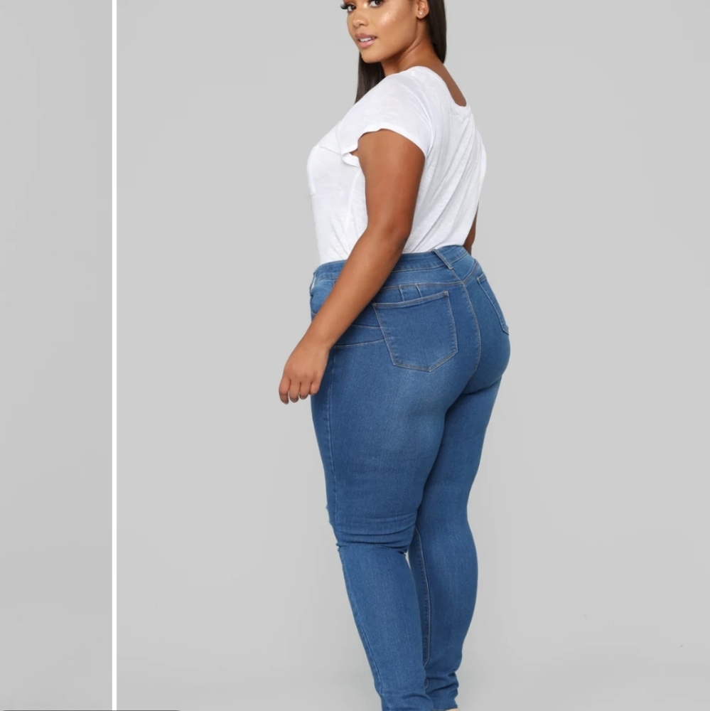 Party Monster Booty Lifter Skinny Jeans - Picture 9 of 9